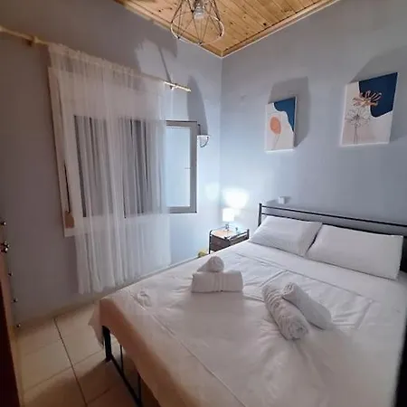 Lovely Guesthouse On The Beach Agia Anna  Exterior foto